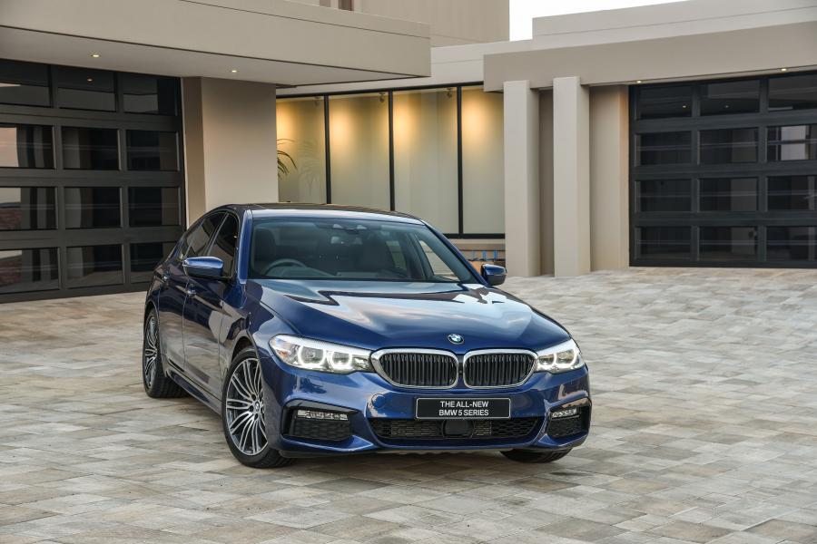  BMW 530d Sedan M Sport 2017 года  (ZA) (фото 5 из 40)
